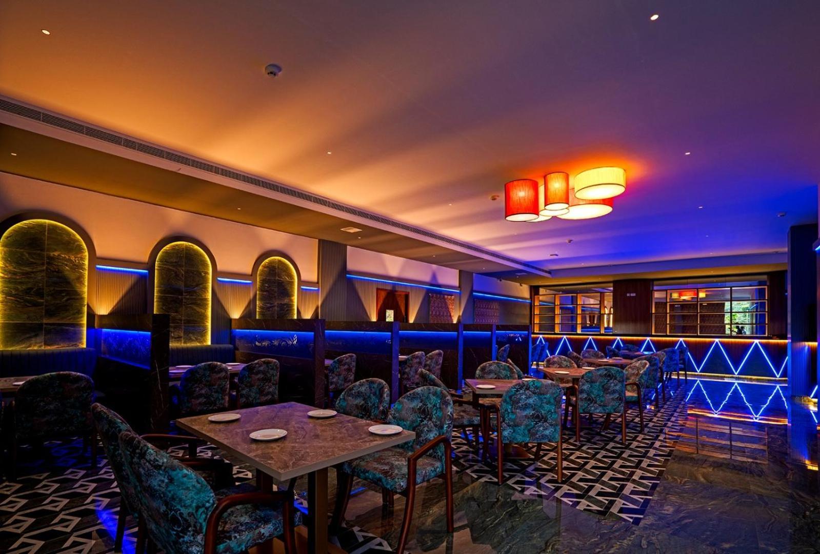 Hotel Grand Avenue Pambadi Zewnętrze zdjęcie